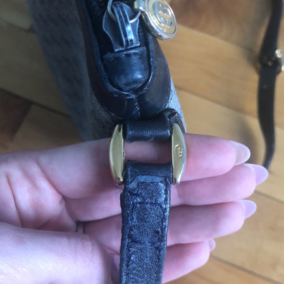 Preloved Gucci Side Bag - Picture 8 of 8